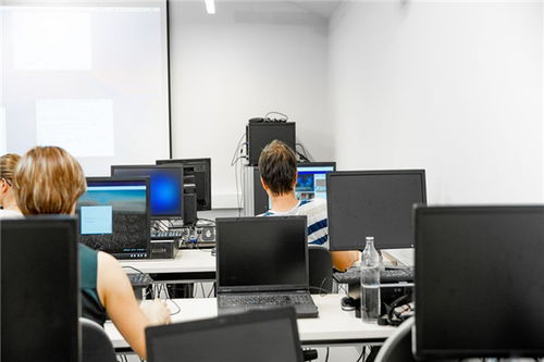 仟佰教育 以基础软件开发为核心，打造智慧教育加盟新优势